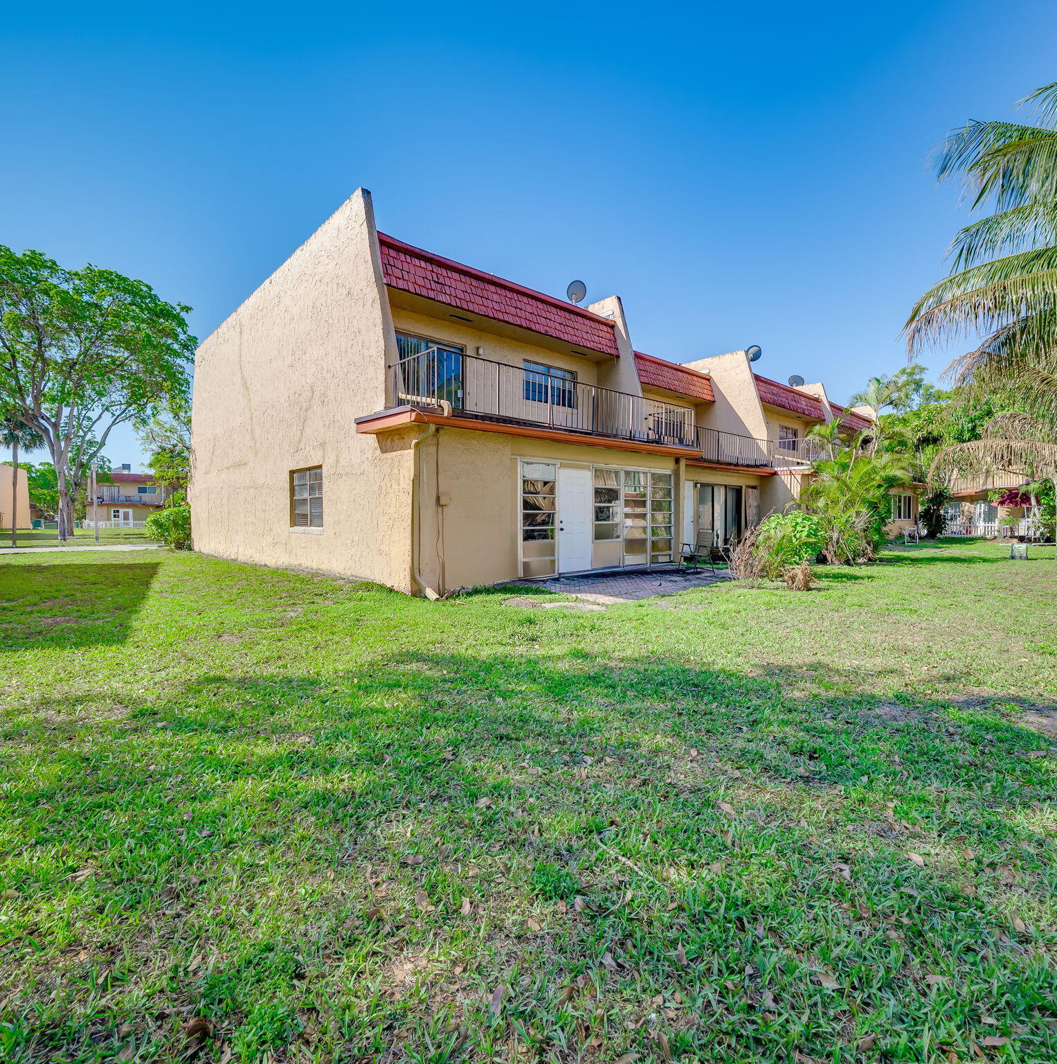 SHAKER VILLAGE PHASE 1 - Residential