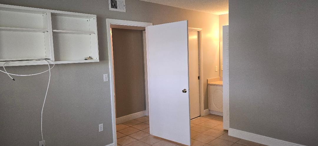 The PALMS OF PEMBROKE CONDO - Residential Lease