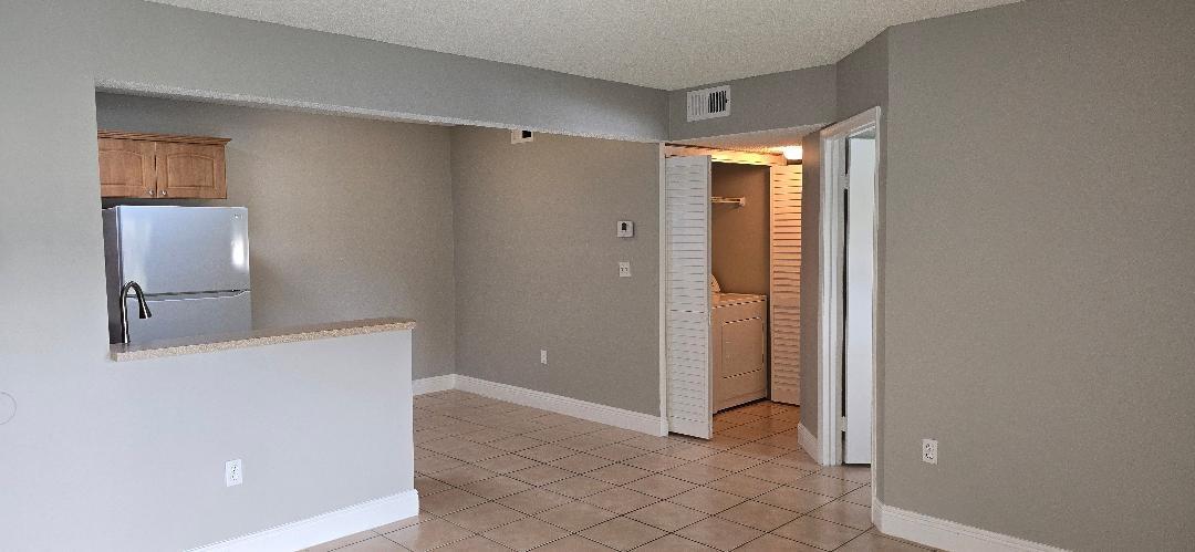 The PALMS OF PEMBROKE CONDO - Residential Lease