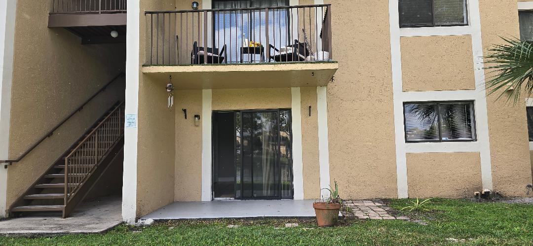 The PALMS OF PEMBROKE CONDO - Residential Lease