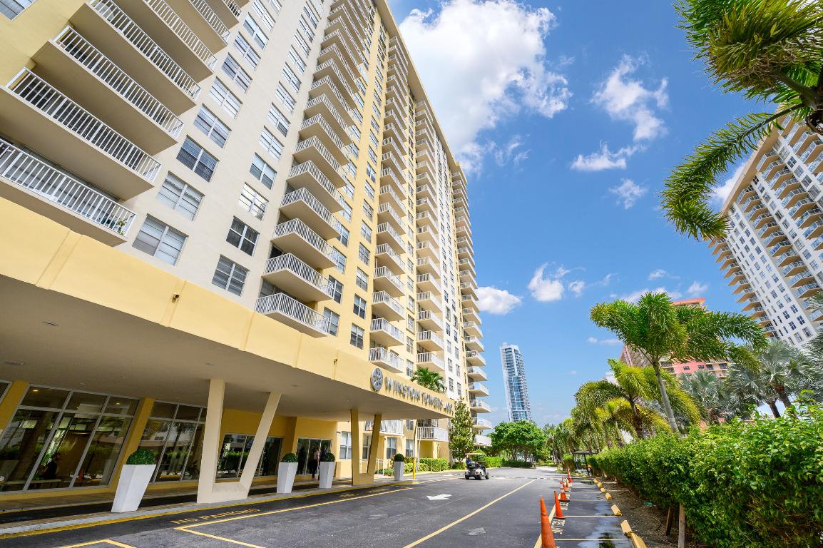 WINSTON TOWERS 400 CONDO - Residential