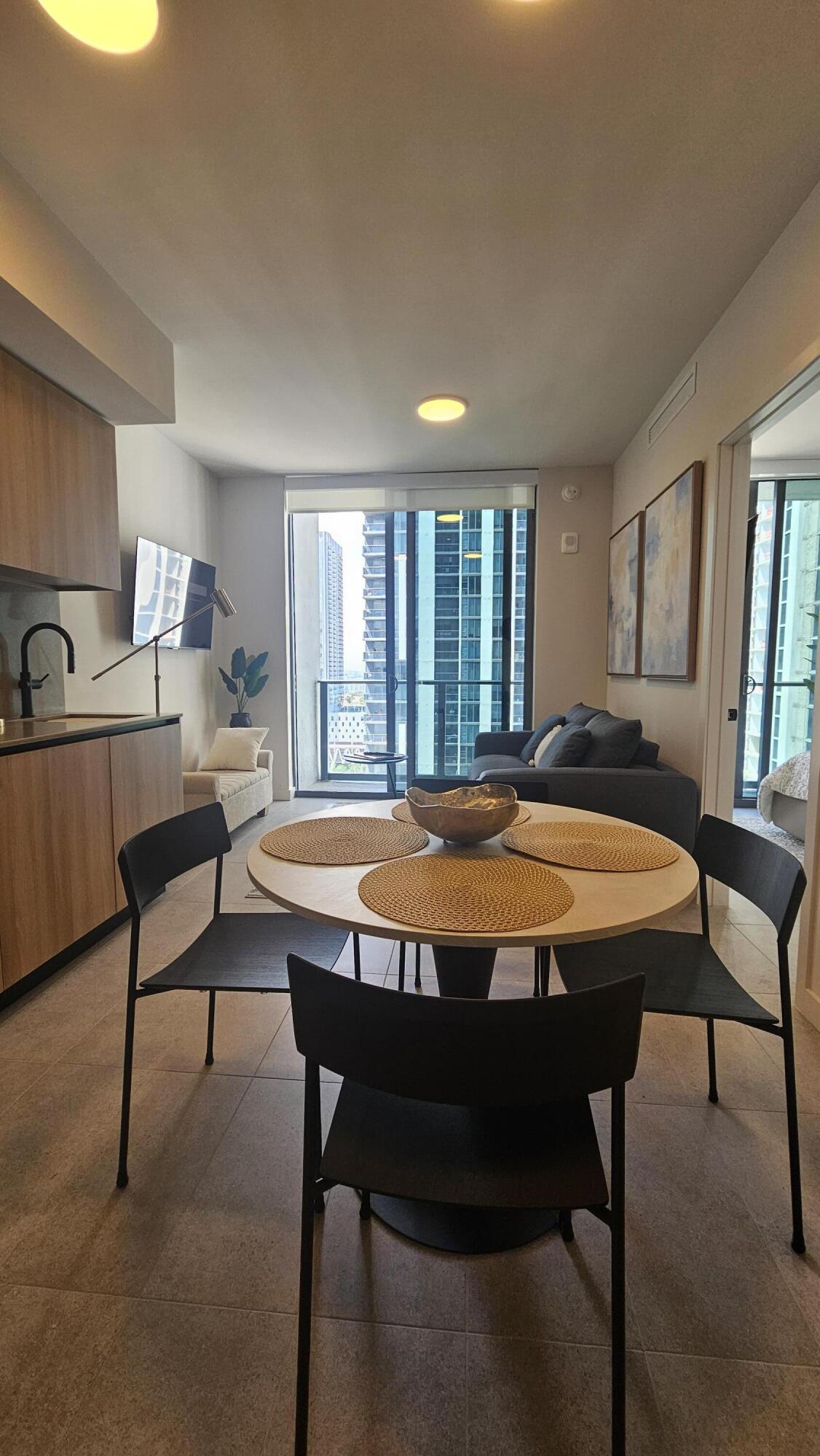 121 NE 5th Street 2406