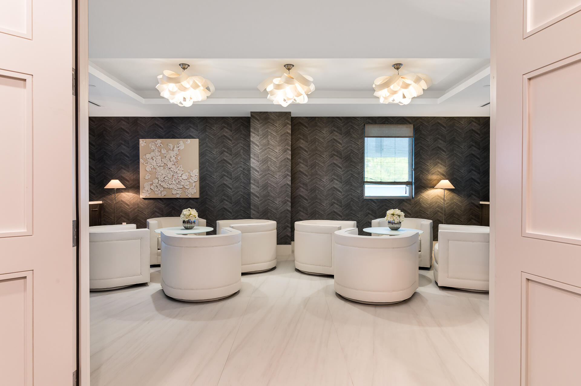 TOWER 155 - Residential Lease