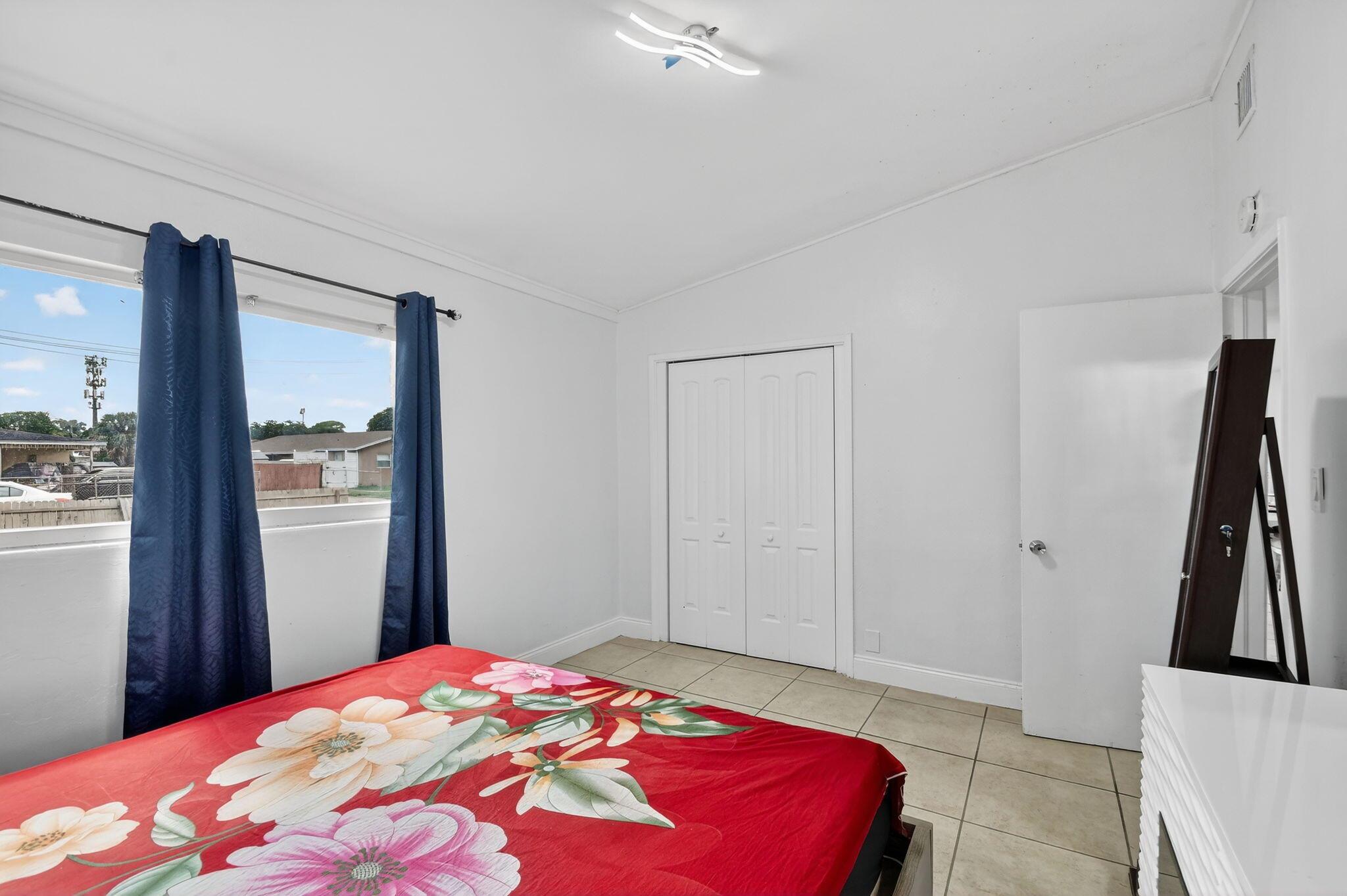 WEST PARK - Residential Income