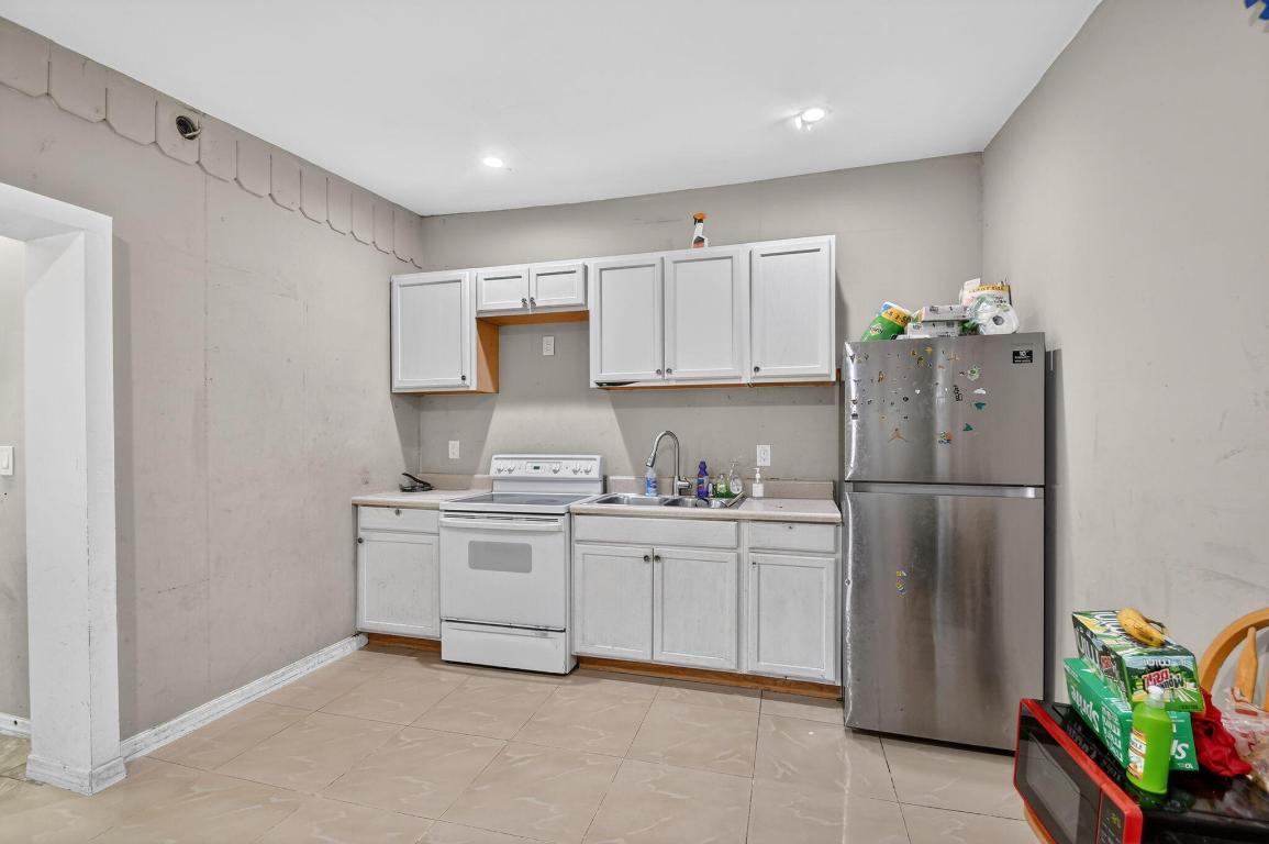 WEST PARK - Residential Income