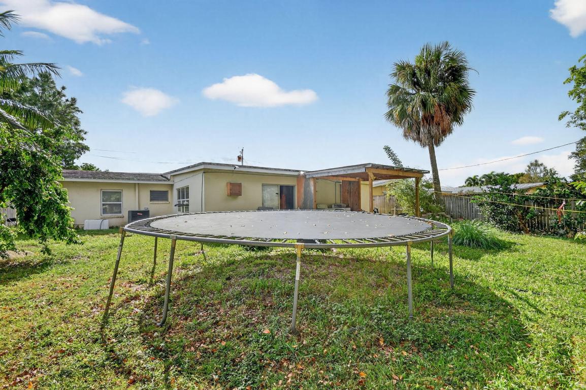 WEST PARK - Residential Income