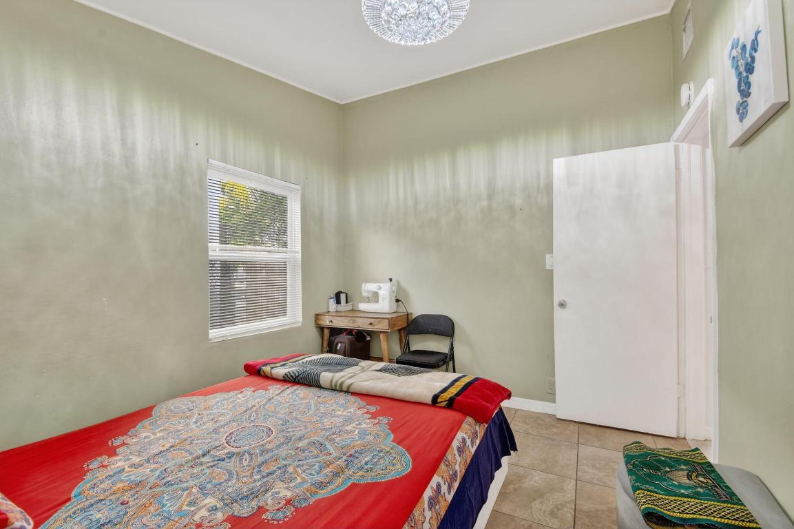 WEST PARK - Residential Income