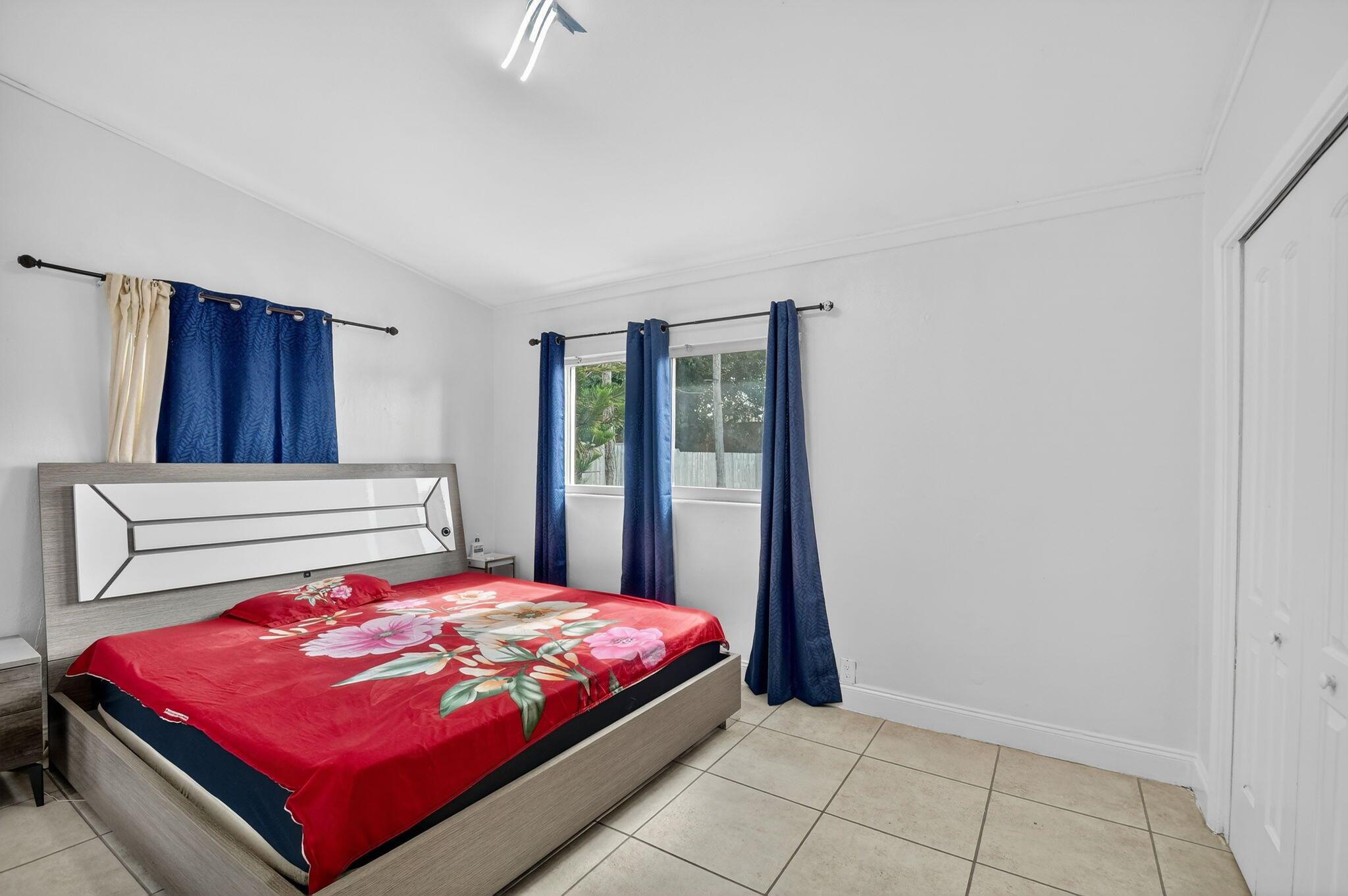 WEST PARK - Residential Income