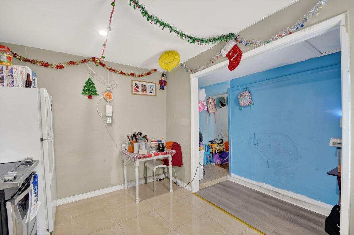 WEST PARK - Residential Income