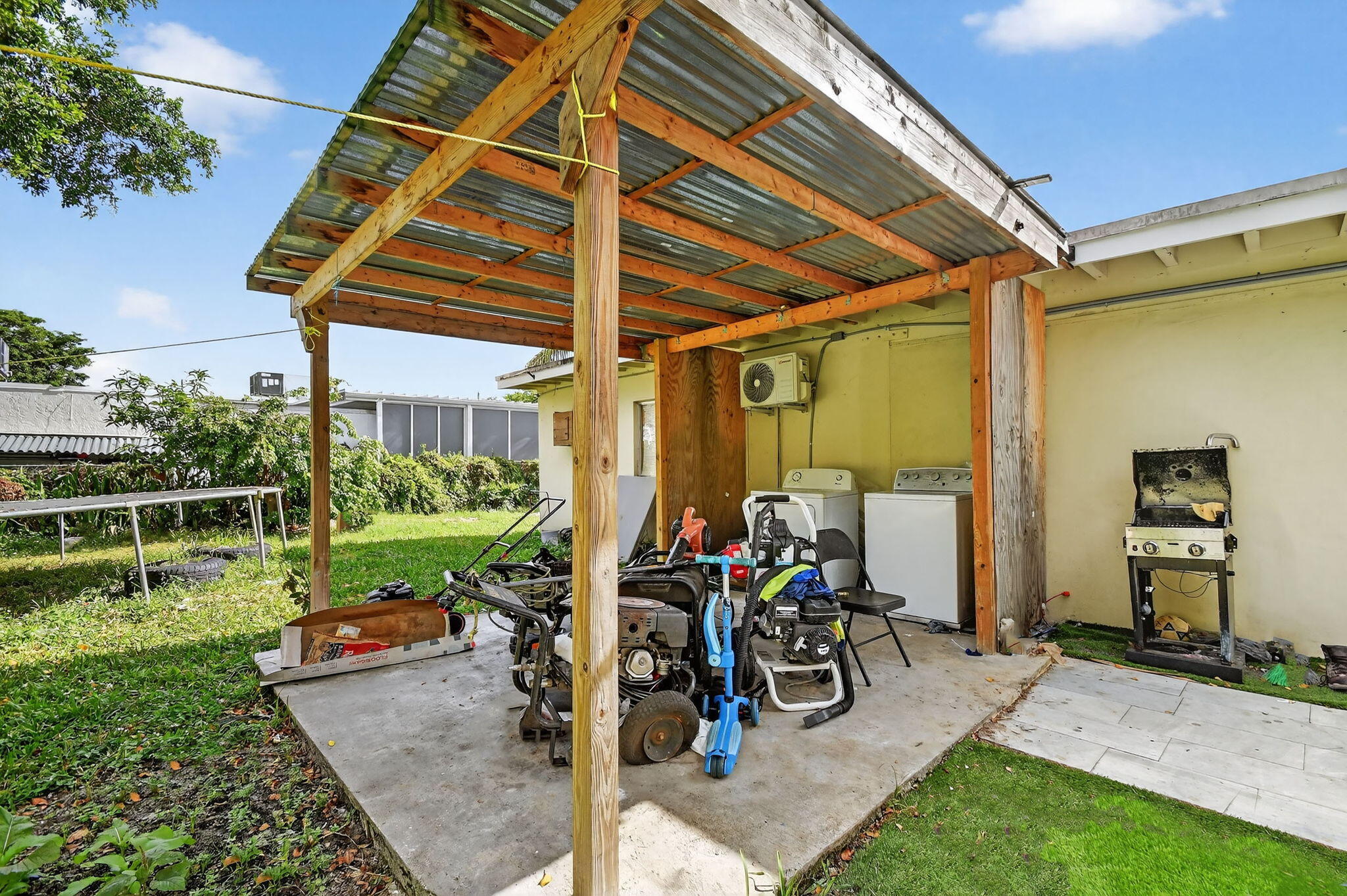 WEST PARK - Residential Income