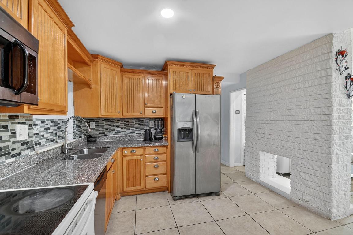 WEST PARK - Residential Income