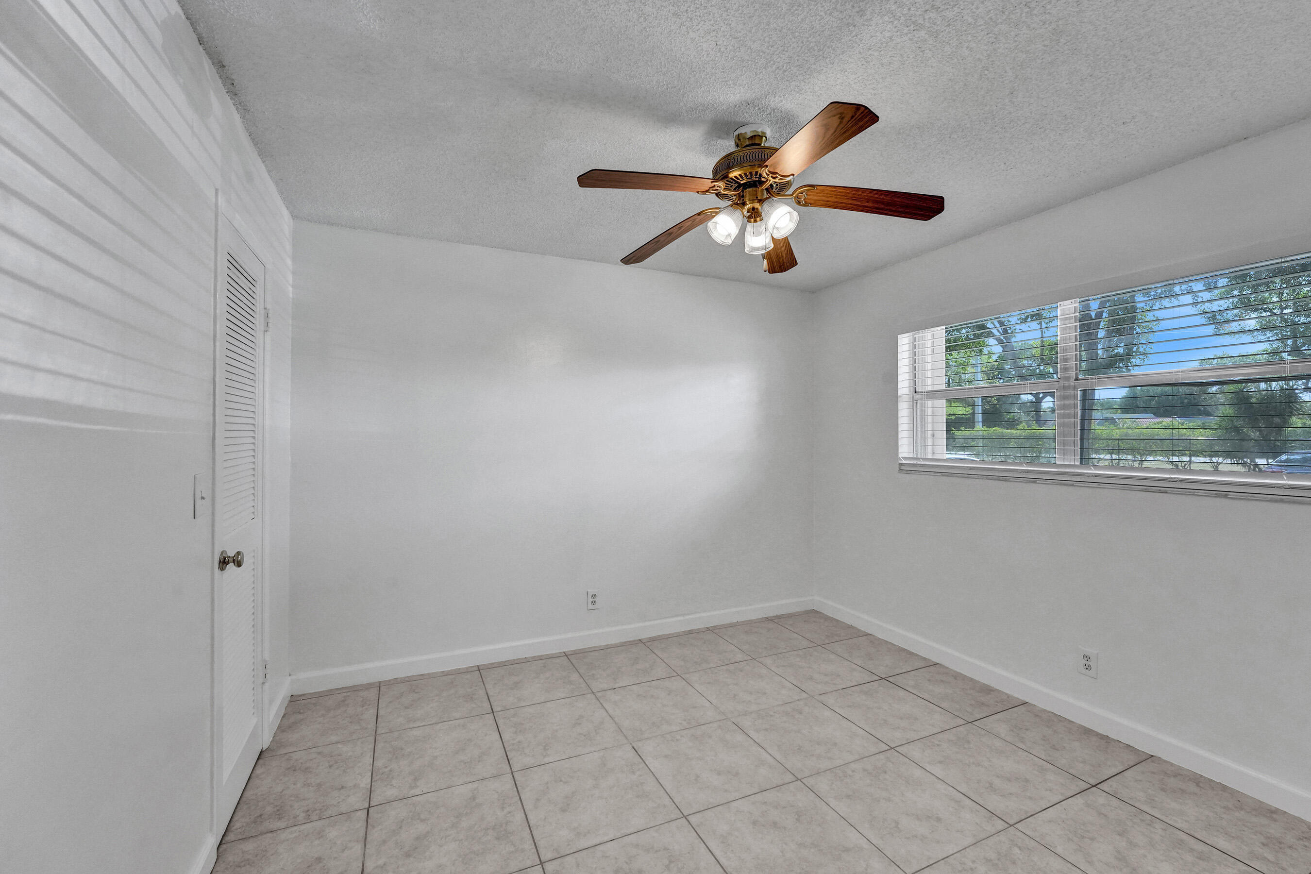 SEQUOIA GARDENS I CONDO - Residential