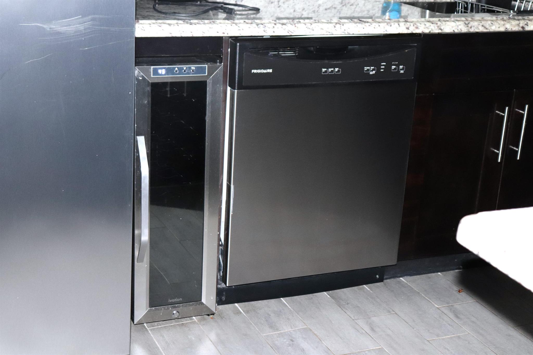 KINGS POINT CAPRI CONDOS - Residential Lease