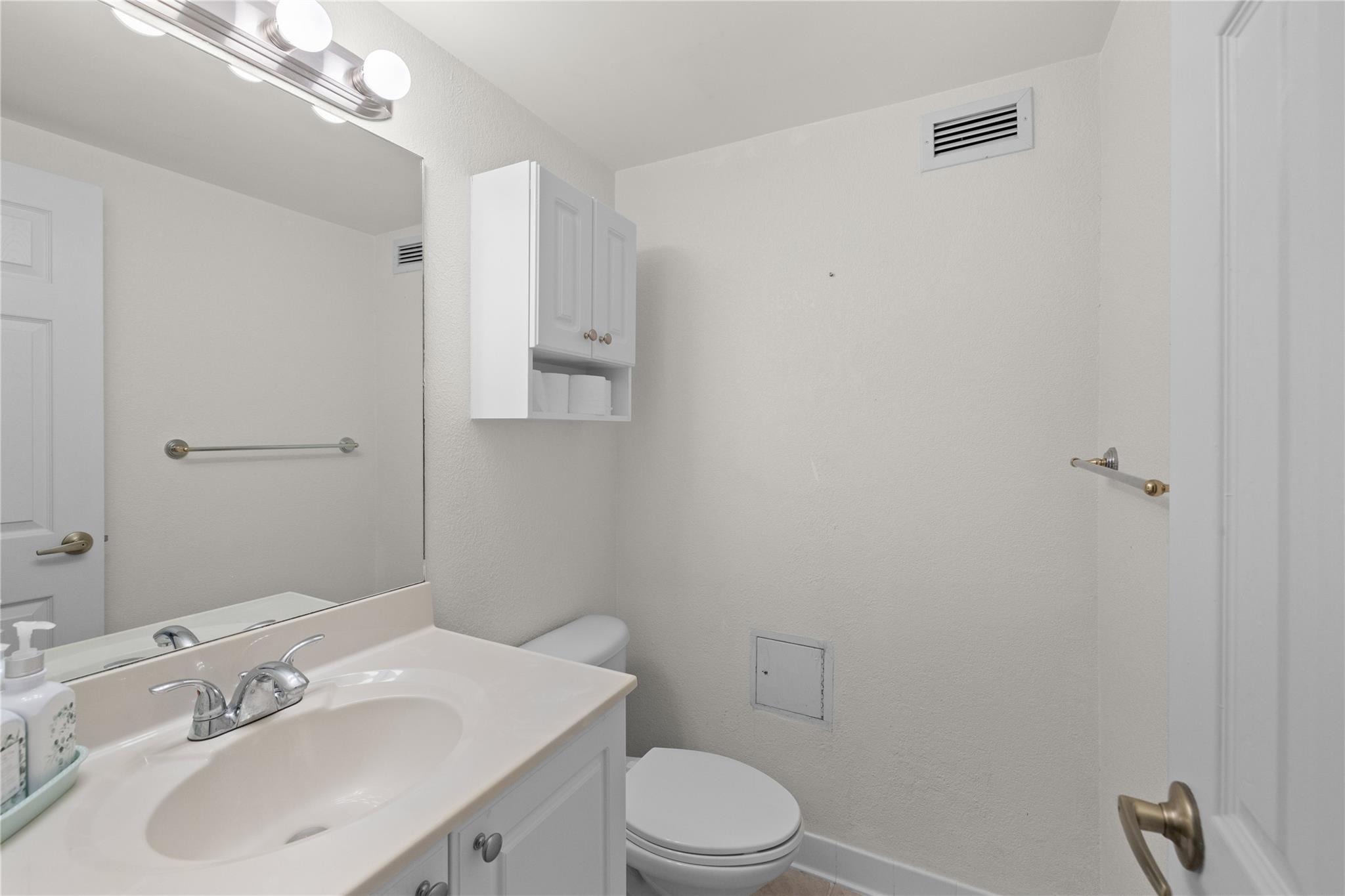 The Wave Condo - Residential Lease