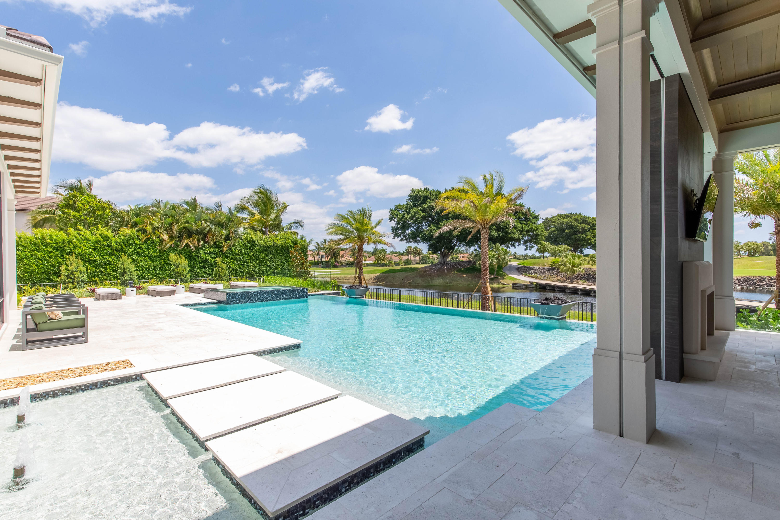 CYPRESS ISLAND OF PALM BEACH POLO & COUN - Residential