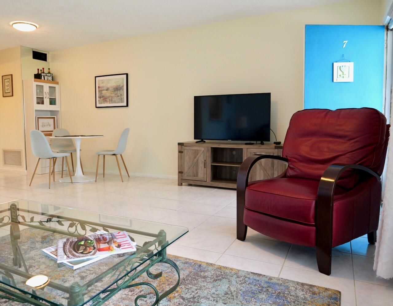 CEDAR POINTE CONDO - Residential Lease