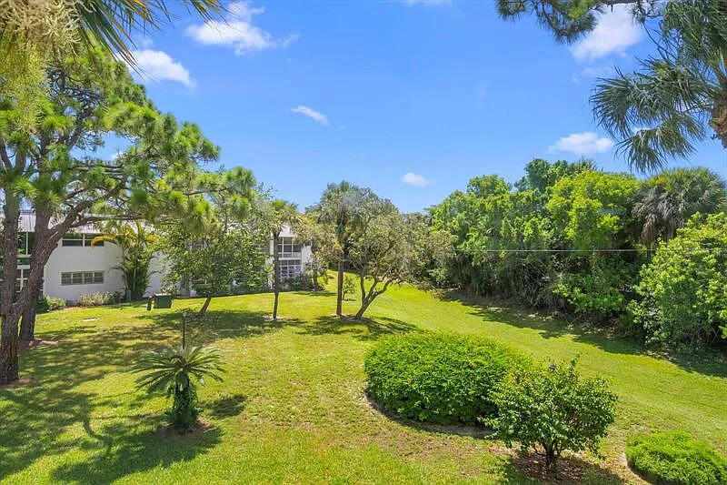 CEDAR POINTE CONDO - Residential Lease