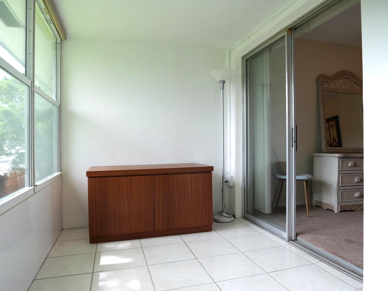 CEDAR POINTE CONDO - Residential Lease