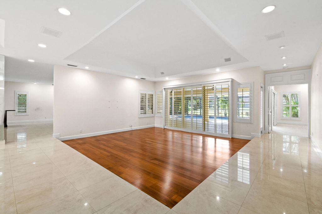 Photo of 14 Alston Road, Palm Beach Gardens, FL 33418 (MLS # R10931207)