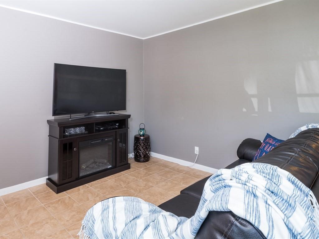 SOUTHEAST PARK CONDO - Residential