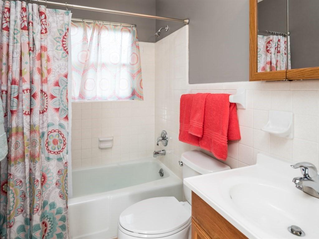 SOUTHEAST PARK CONDO - Residential