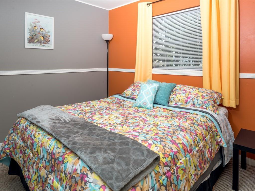 SOUTHEAST PARK CONDO - Residential