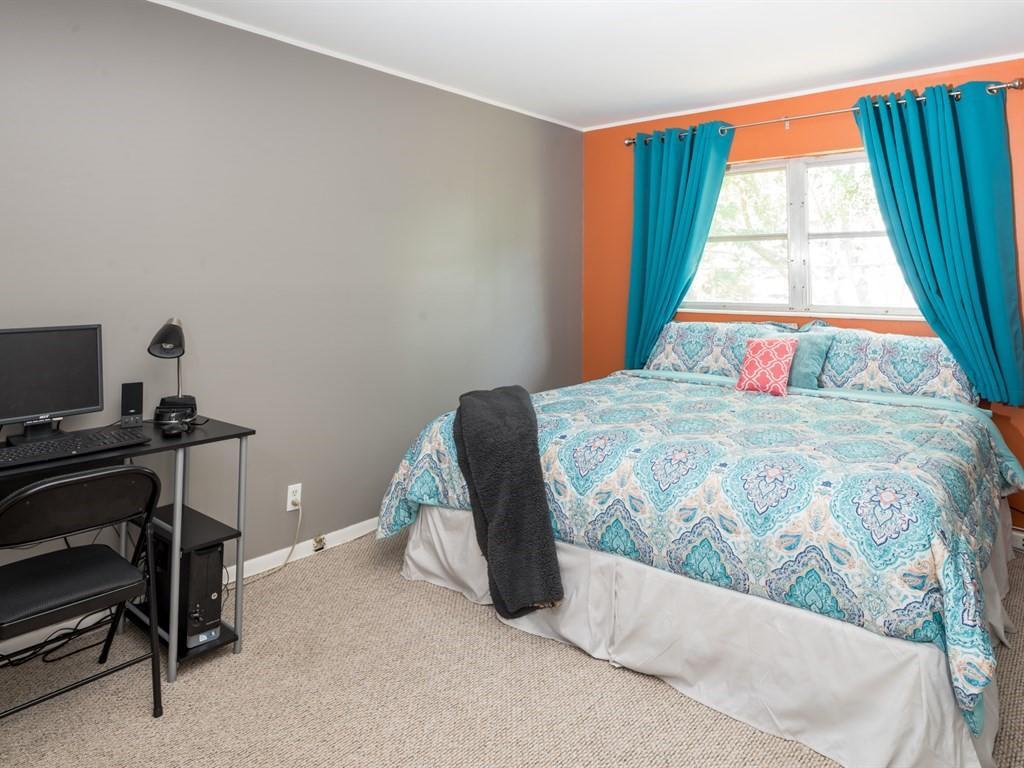 SOUTHEAST PARK CONDO - Residential