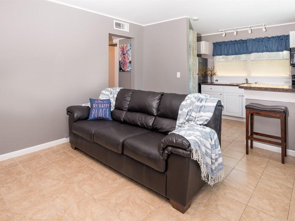 SOUTHEAST PARK CONDO - Residential