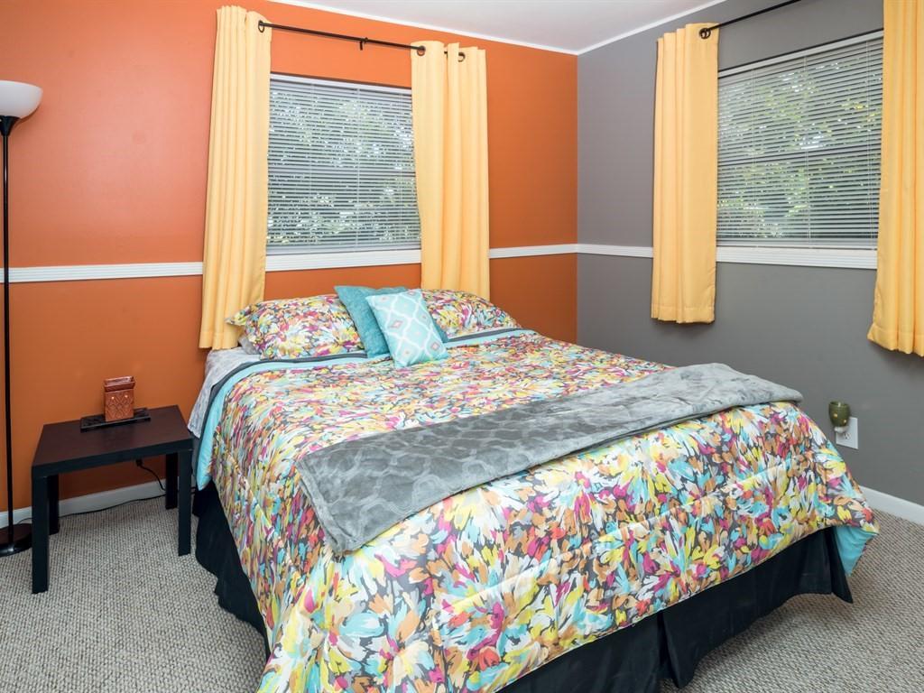 SOUTHEAST PARK CONDO - Residential