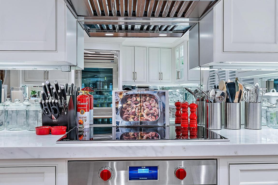 ONE ROYAL PALM WAY CONDO - Residential