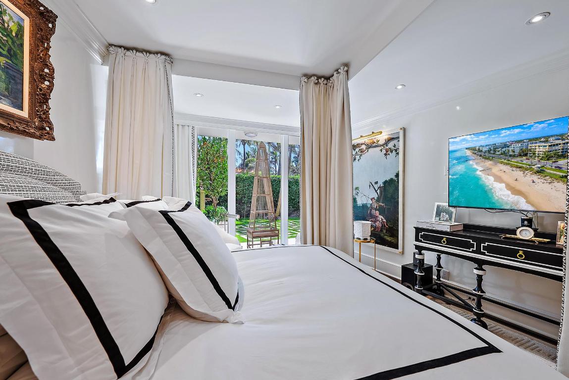 ONE ROYAL PALM WAY CONDO - Residential