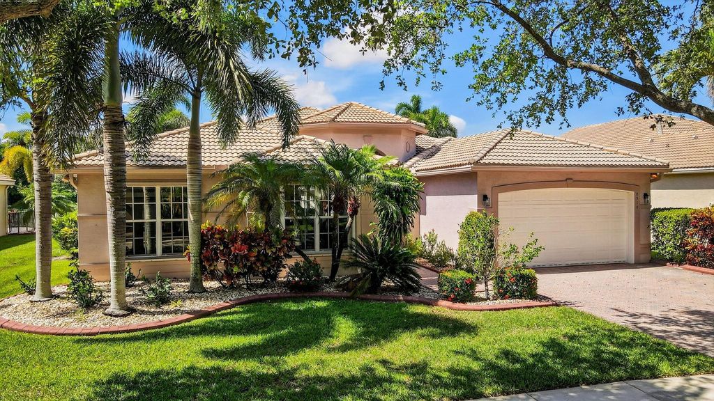 Photo of 8918 Majorca Bay Drive, Lake Worth, FL 33467 (MLS # F10511390)