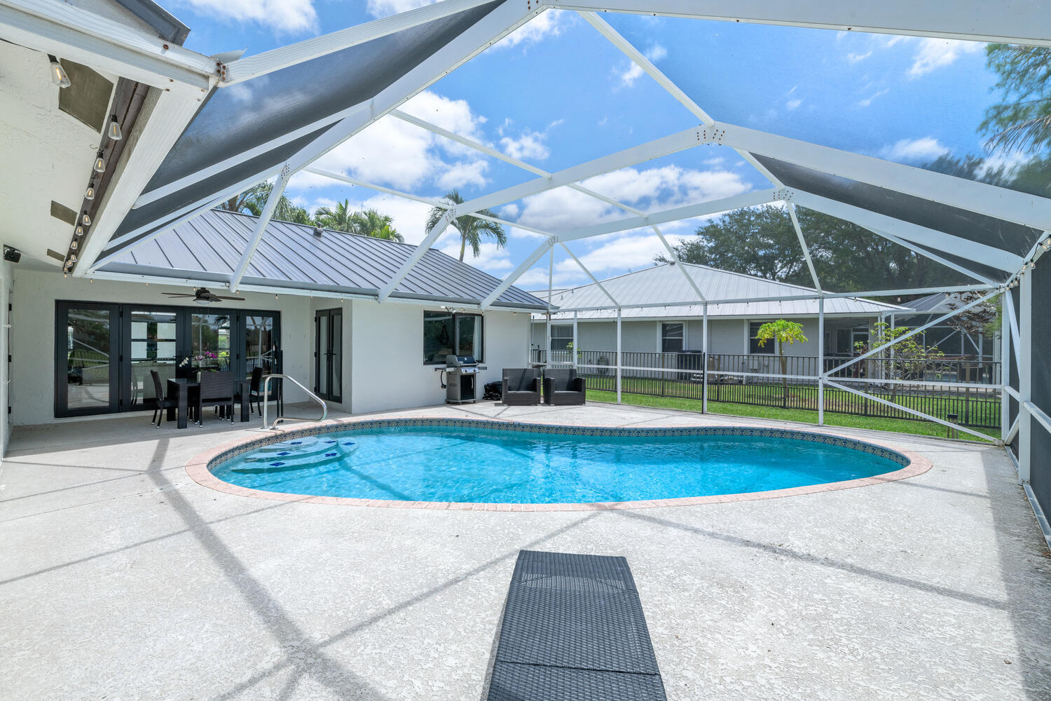 GREENVIEW SHORES NO 2 OF WELLINGTON AS I - Residential