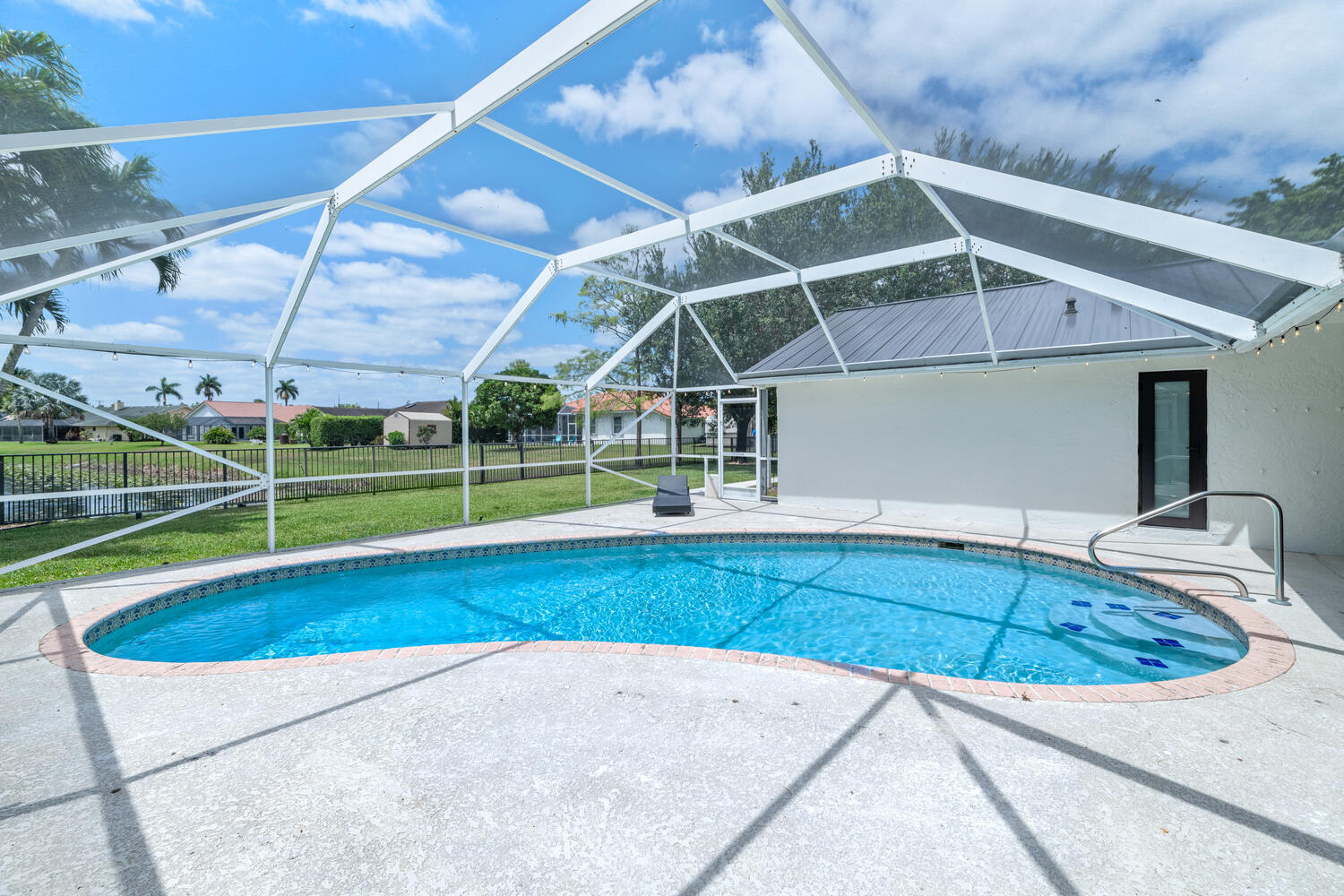 GREENVIEW SHORES NO 2 OF WELLINGTON AS I - Residential