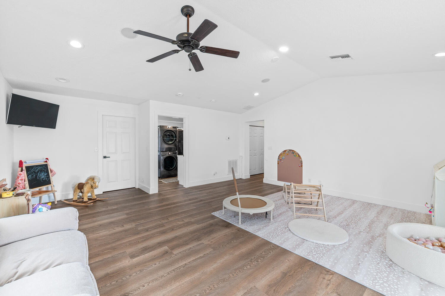 GREENVIEW SHORES NO 2 OF WELLINGTON AS I - Residential