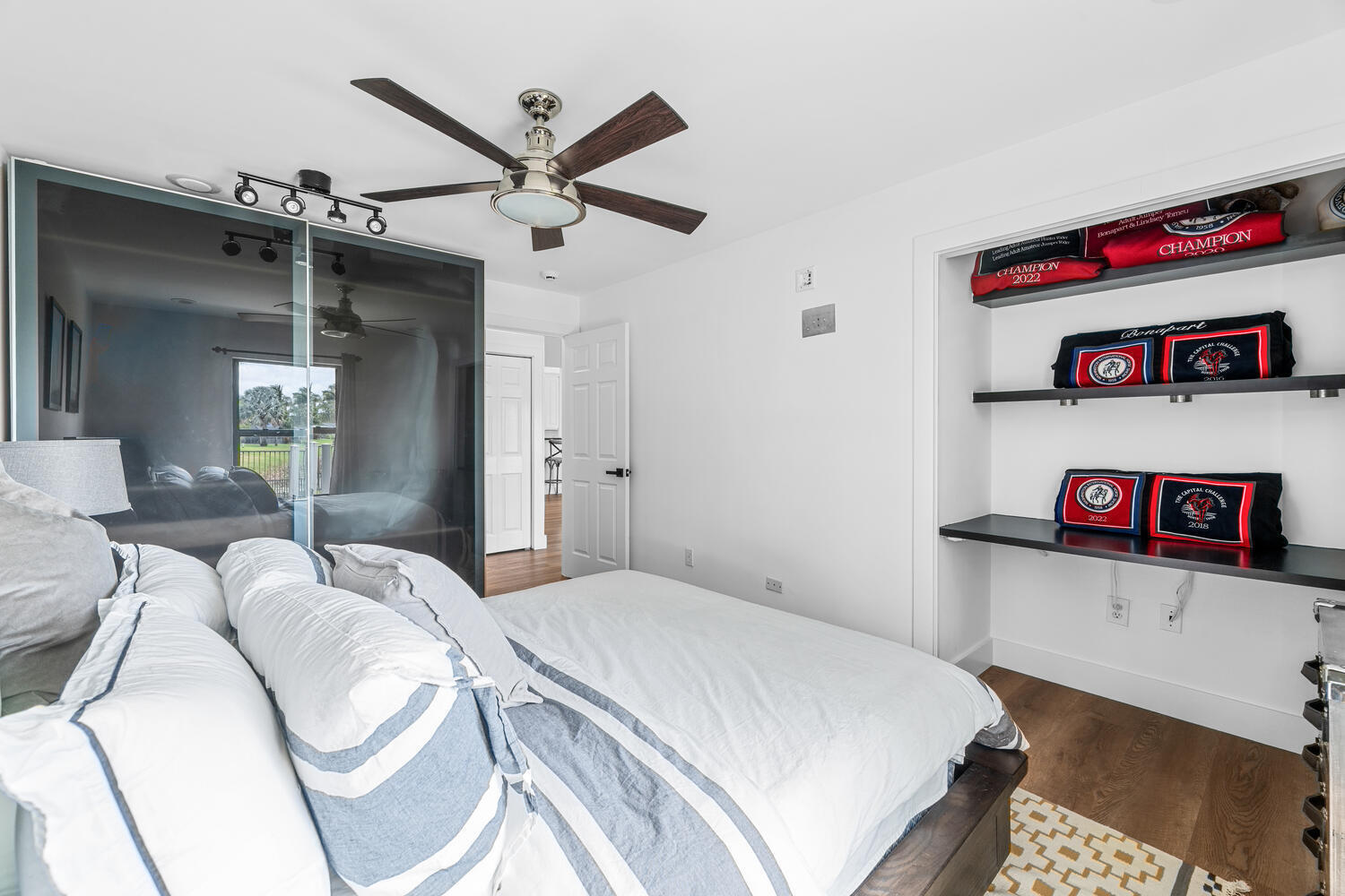GREENVIEW SHORES NO 2 OF WELLINGTON AS I - Residential