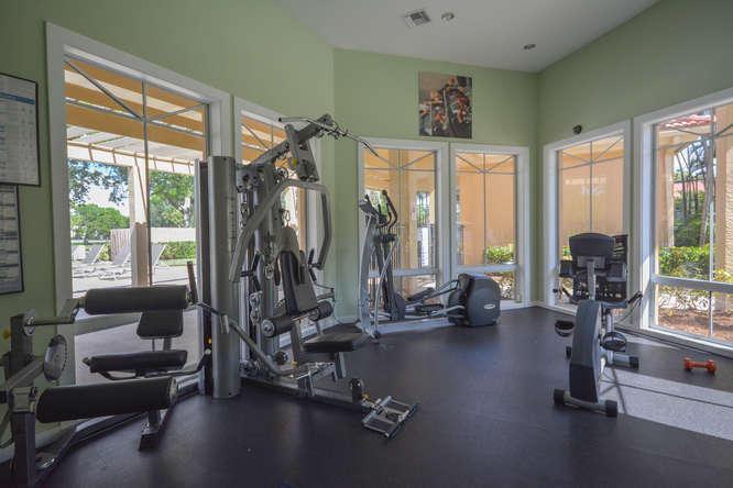 PALM LAKE CONDO - Residential Lease