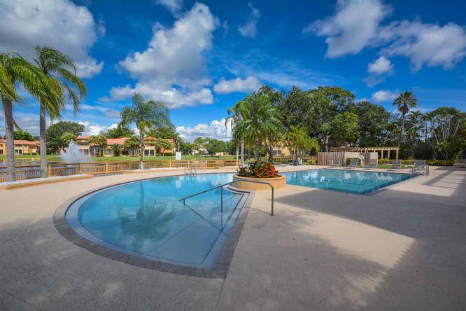 PALM LAKE CONDO - Residential Lease