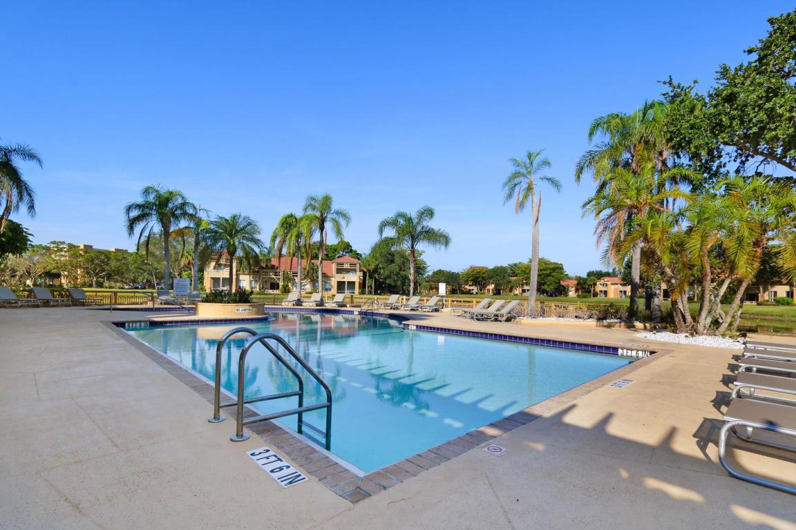 PALM LAKE CONDO - Residential Lease