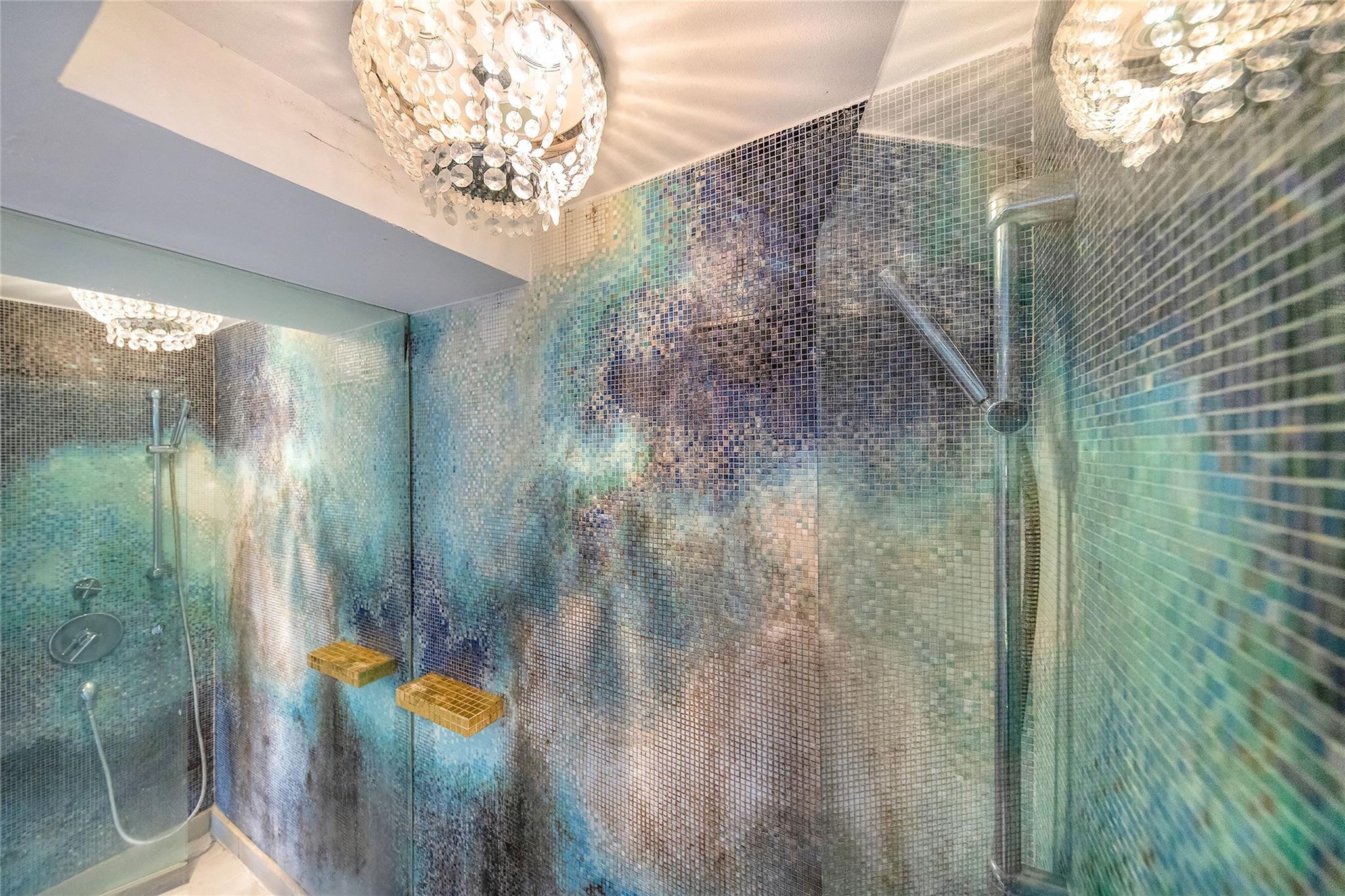 Mondrian - Residential