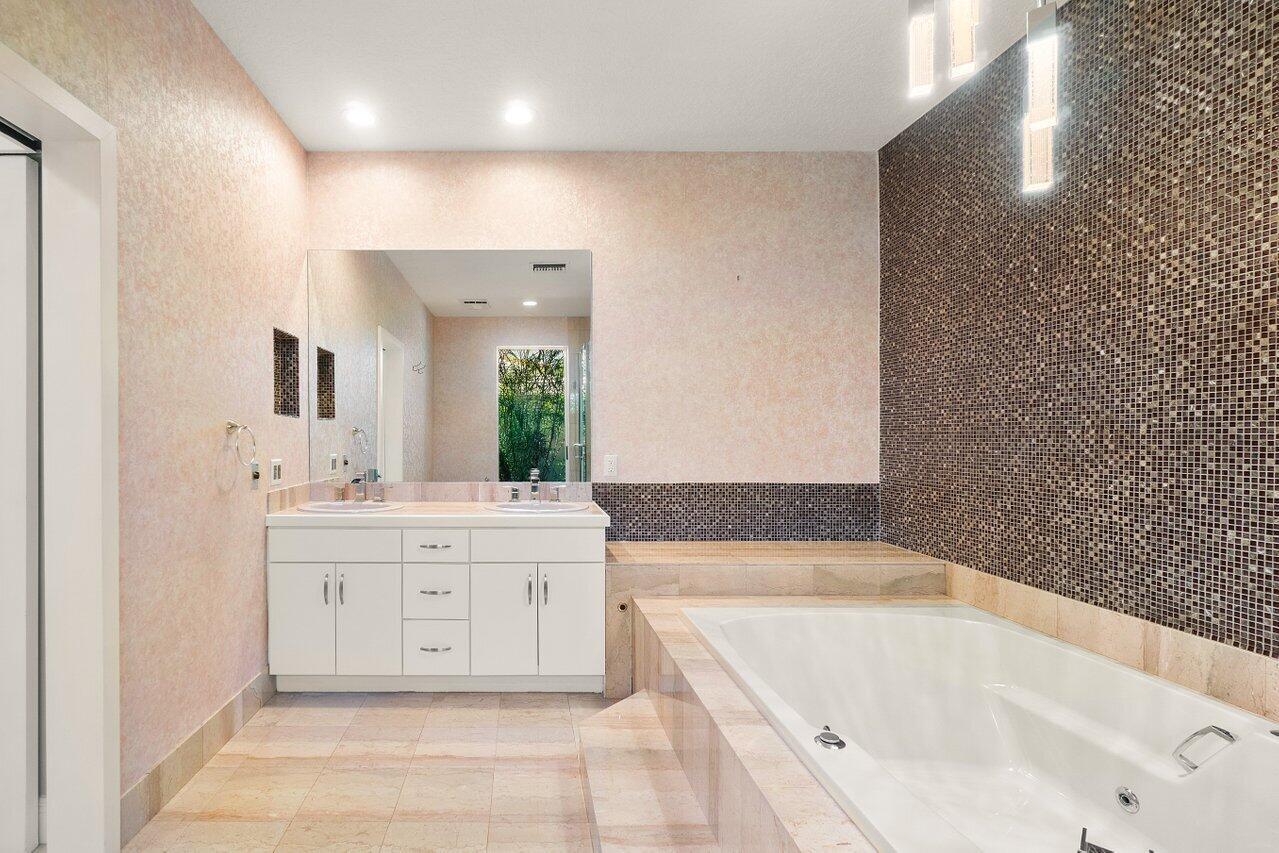 SUGAR SANDS REPLAT OF REP - Residential