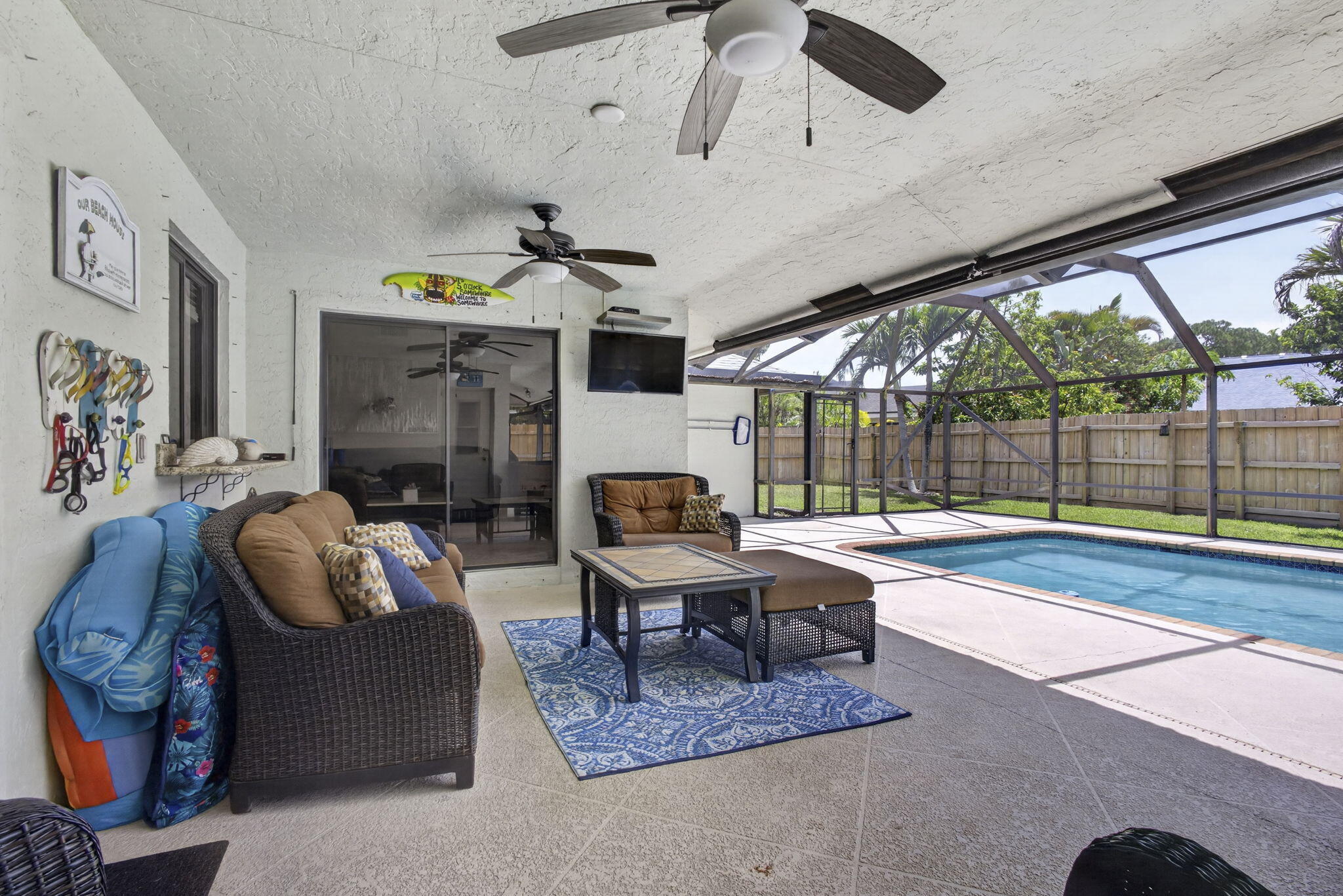 SUGAR POND MANOR OF WELLINGTON - Residential