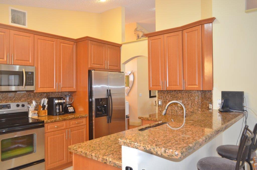 Port Cayman /Lakes at Boca - Residential