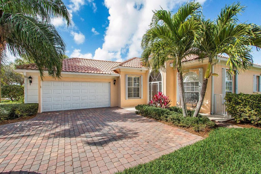 Photo of 813 Niemen Drive, Palm Beach Gardens, FL 33410 (MLS # R11088572)
