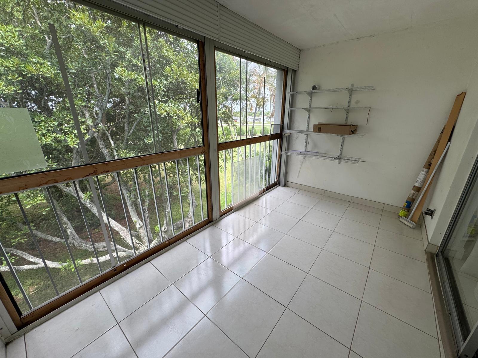 Oriole Golf & Tennis Club - Residential Lease