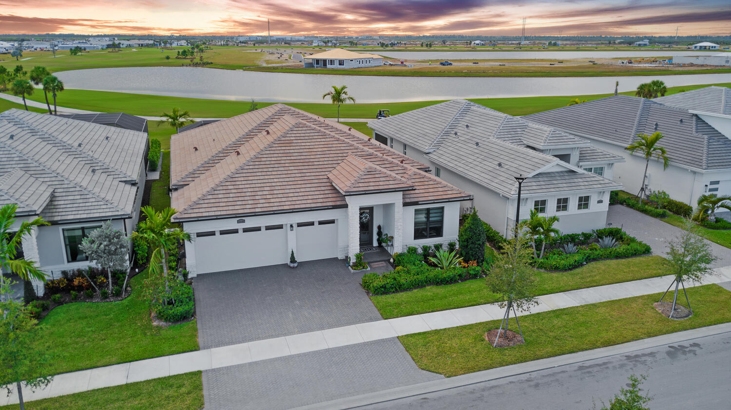 VERANO SOUTH - POD G - PLAT NO. 4 - Residential