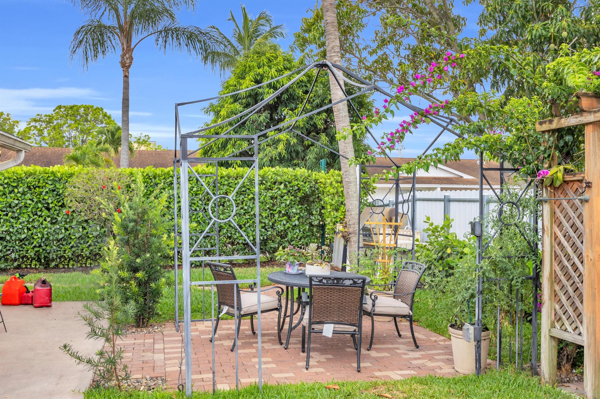 October Park - Residential Lease