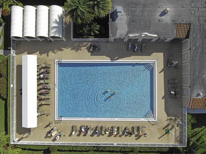 HUNTINGTON POINTE - Residential