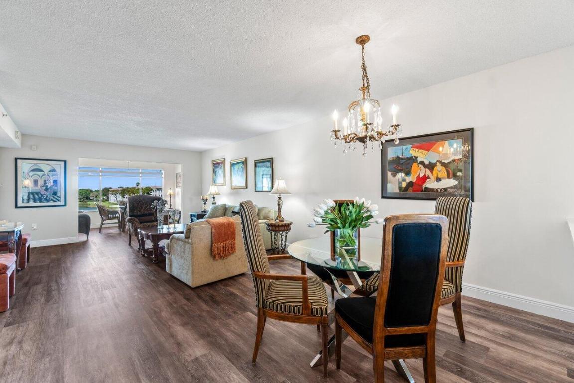 HUNTINGTON POINTE - Residential