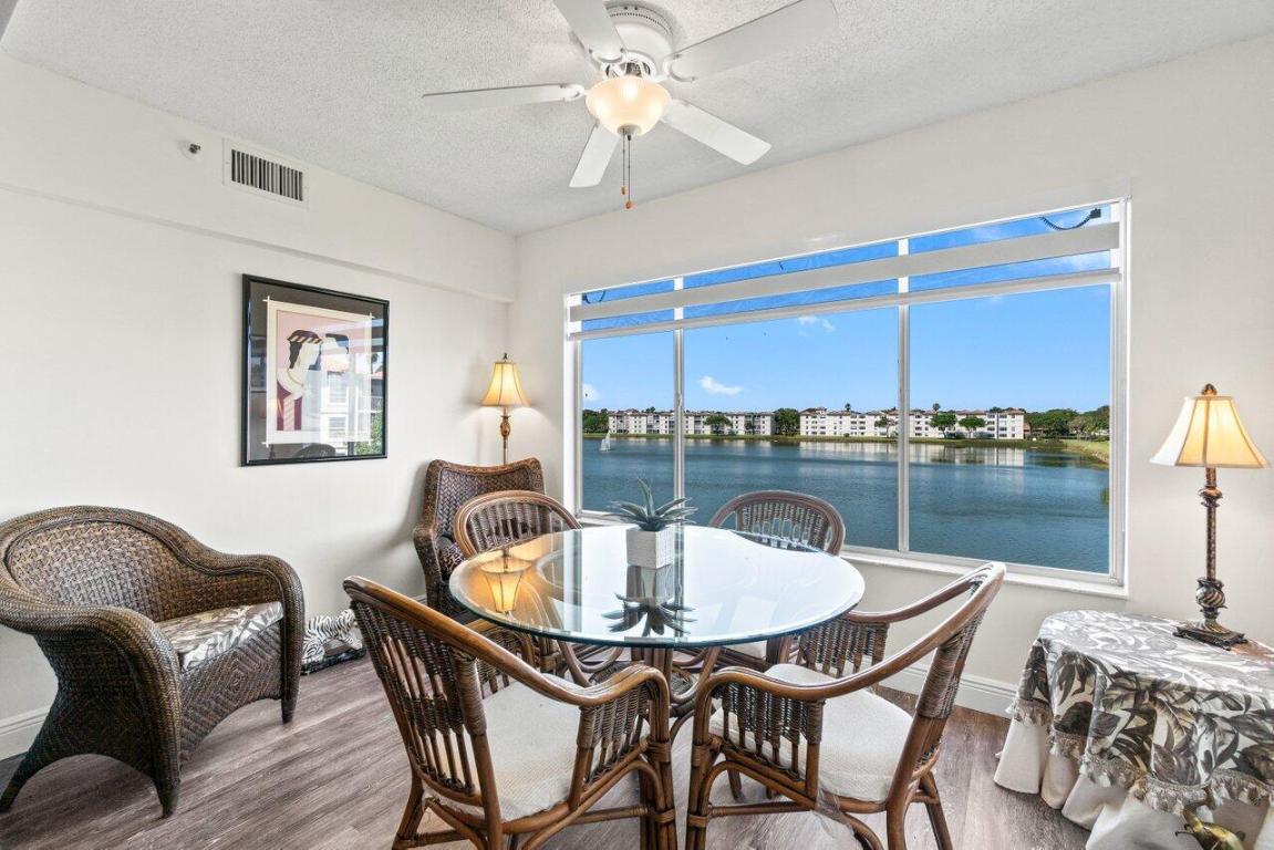 HUNTINGTON POINTE - Residential